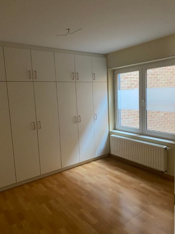 Centraal gelegen appartement met 2 slaapkamers. foto 12