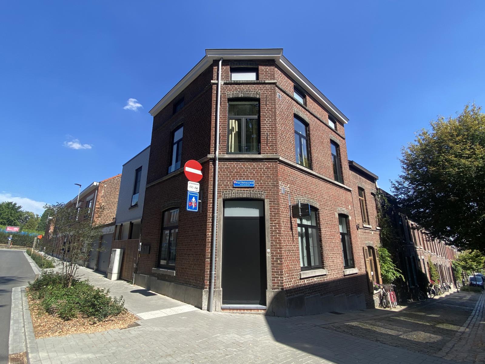 Bemeubelde kamer privatief sanitair Leuven foto 9