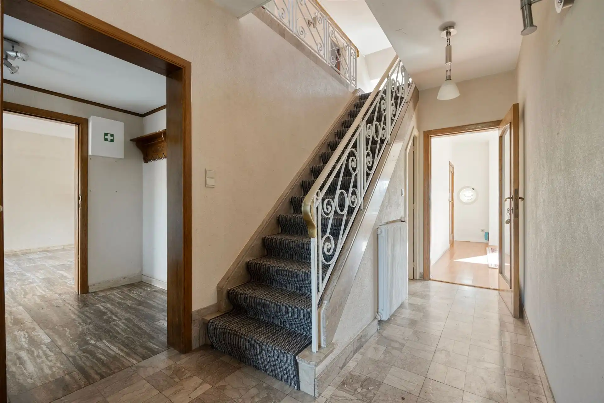 Te renoveren charmante woning op prachtig perceel  foto 13