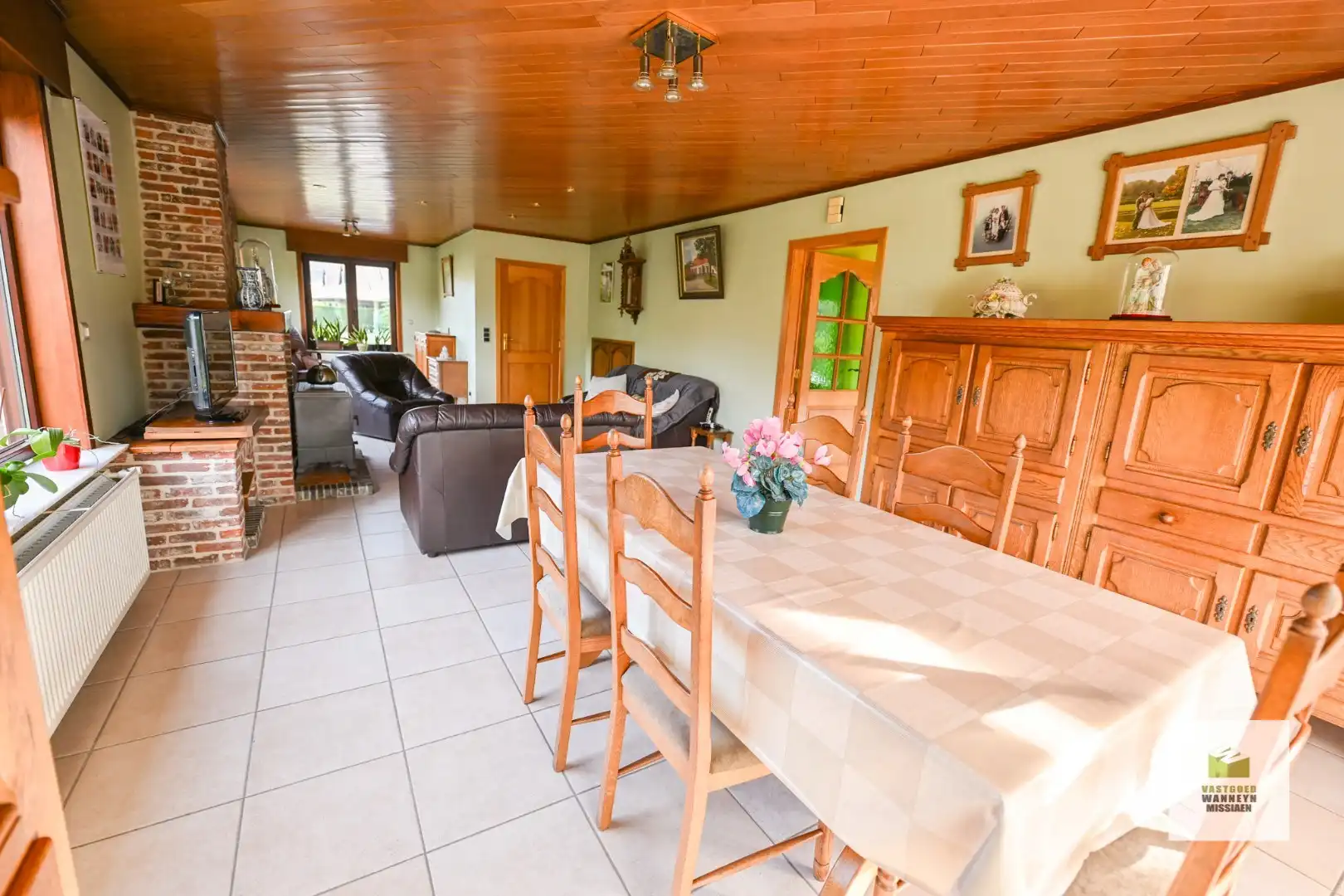 Zeer centraal en rustig gelegen ruime woning met 5 slaapkamers foto 7