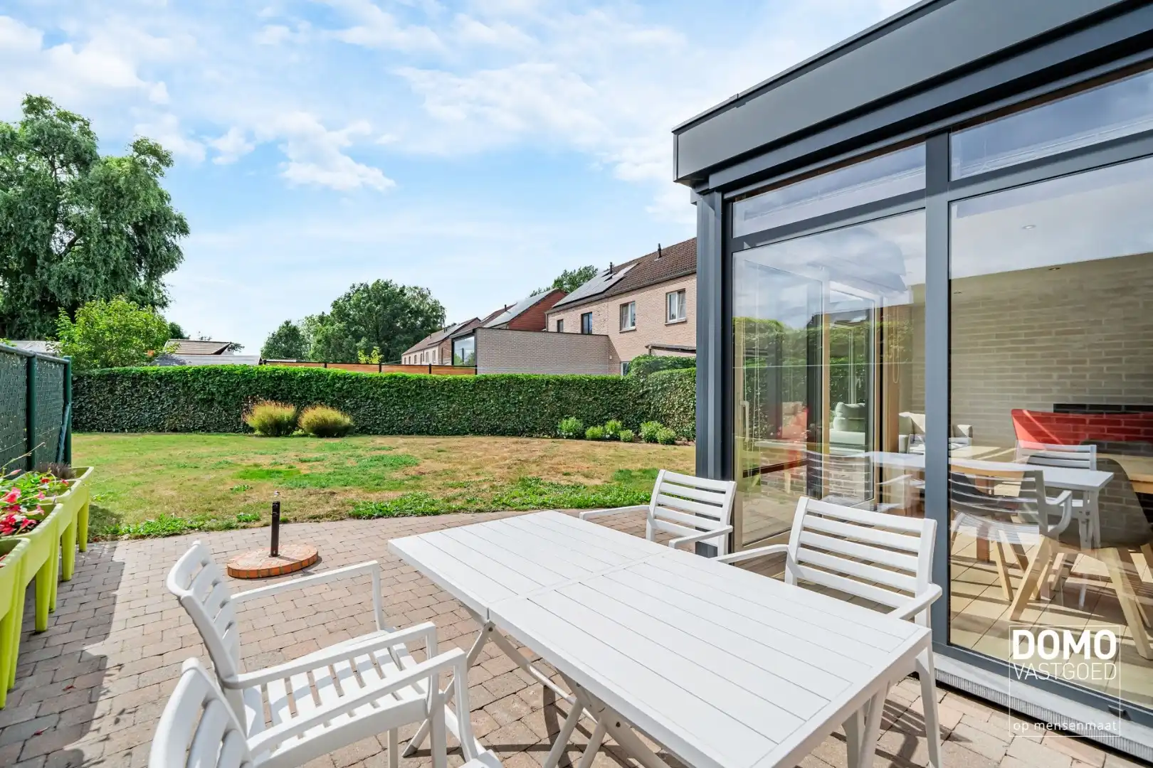 ZUIDWESTELIJK GEORIËNTEERDE DOORZONWONING MET LICHTRIJKE AANBOUW, GEZELLIGE TUIN EN RUIME GARAGE TE KURINGEN (HASSELT)  foto 28