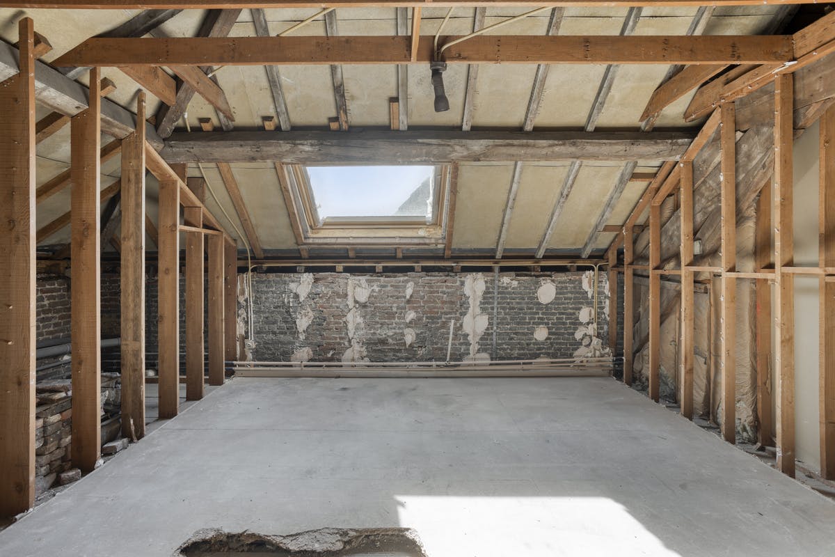 Mooie herenwoning in Schellebelle te koop met tuin en garage foto 15
