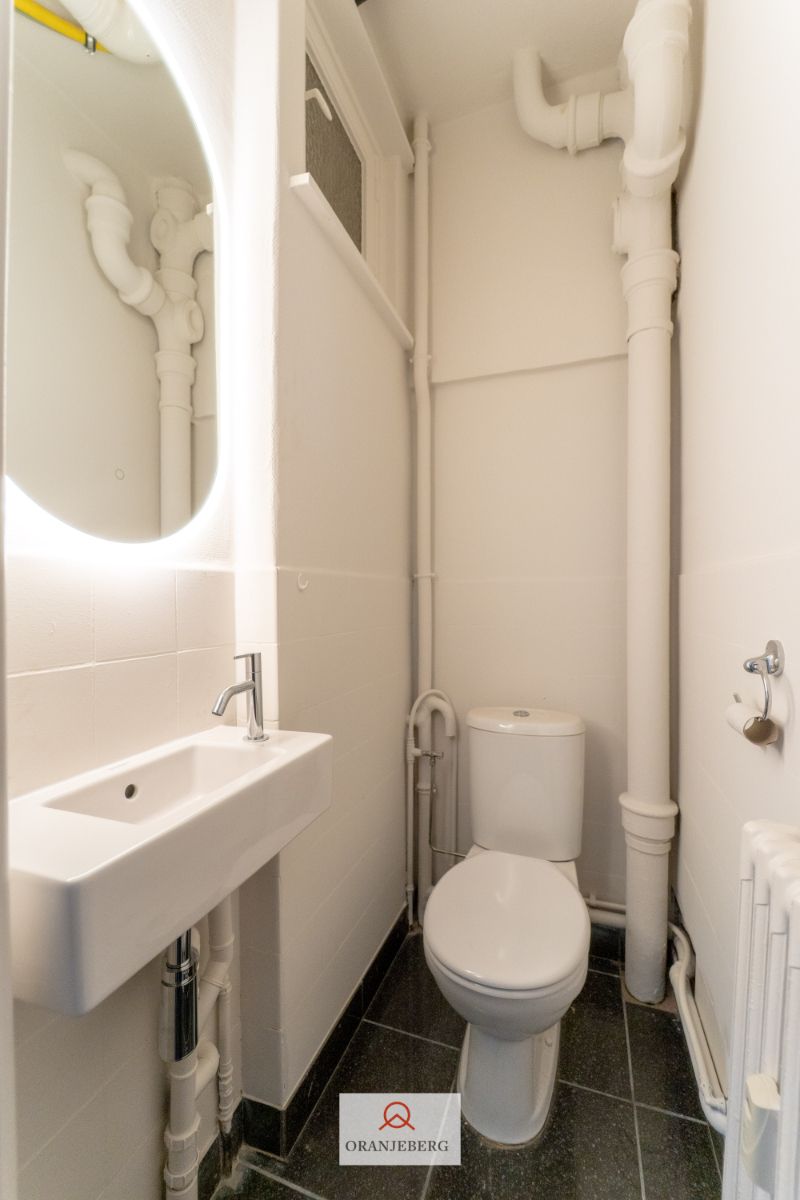 Exclusief en ruim appartement (143  m²)  met zicht op het park foto 25