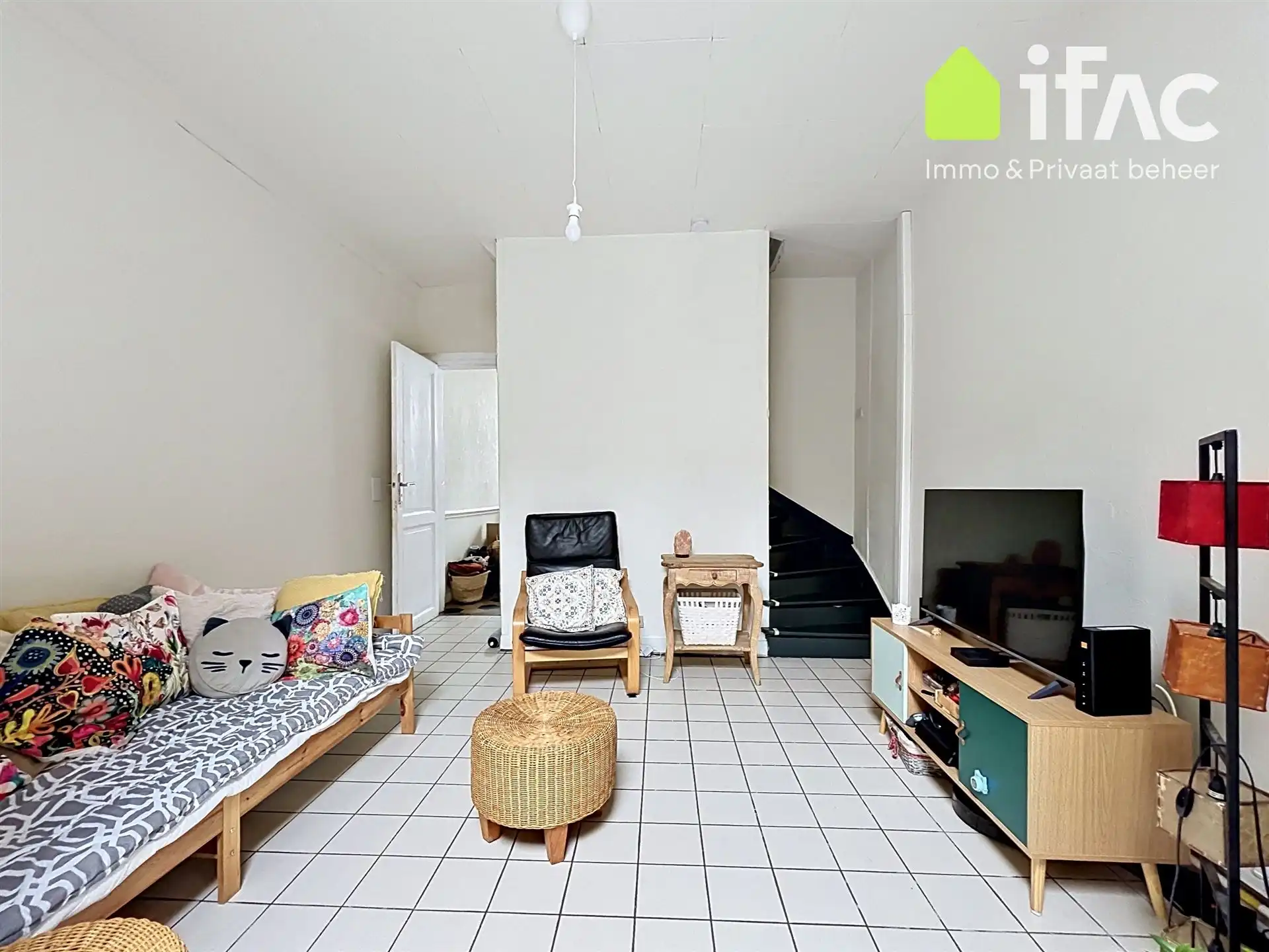 Uitstekend gelegen woning met 3 slaapkamers foto 8