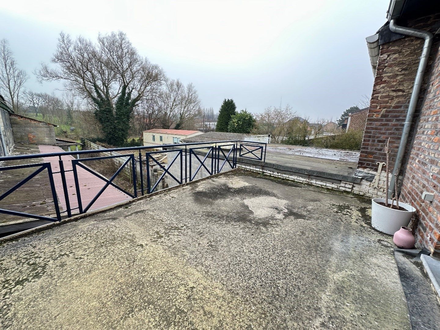 Woonruimte met handelspand gelegen te Tongeren foto 9