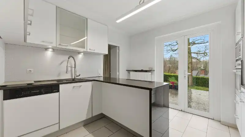 Villa van 262m² op 12 are met uitzicht over vallei 'Schoonzicht' foto 8