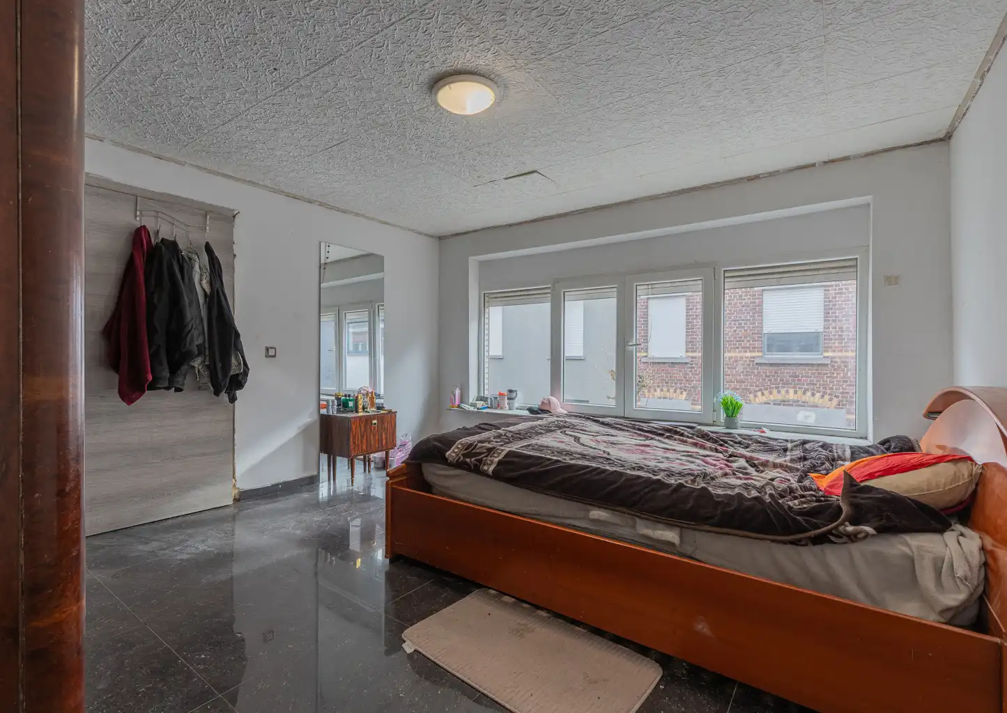 Goed gelegen gezinswoning met 5slpk in Opwijk centrum! foto 7