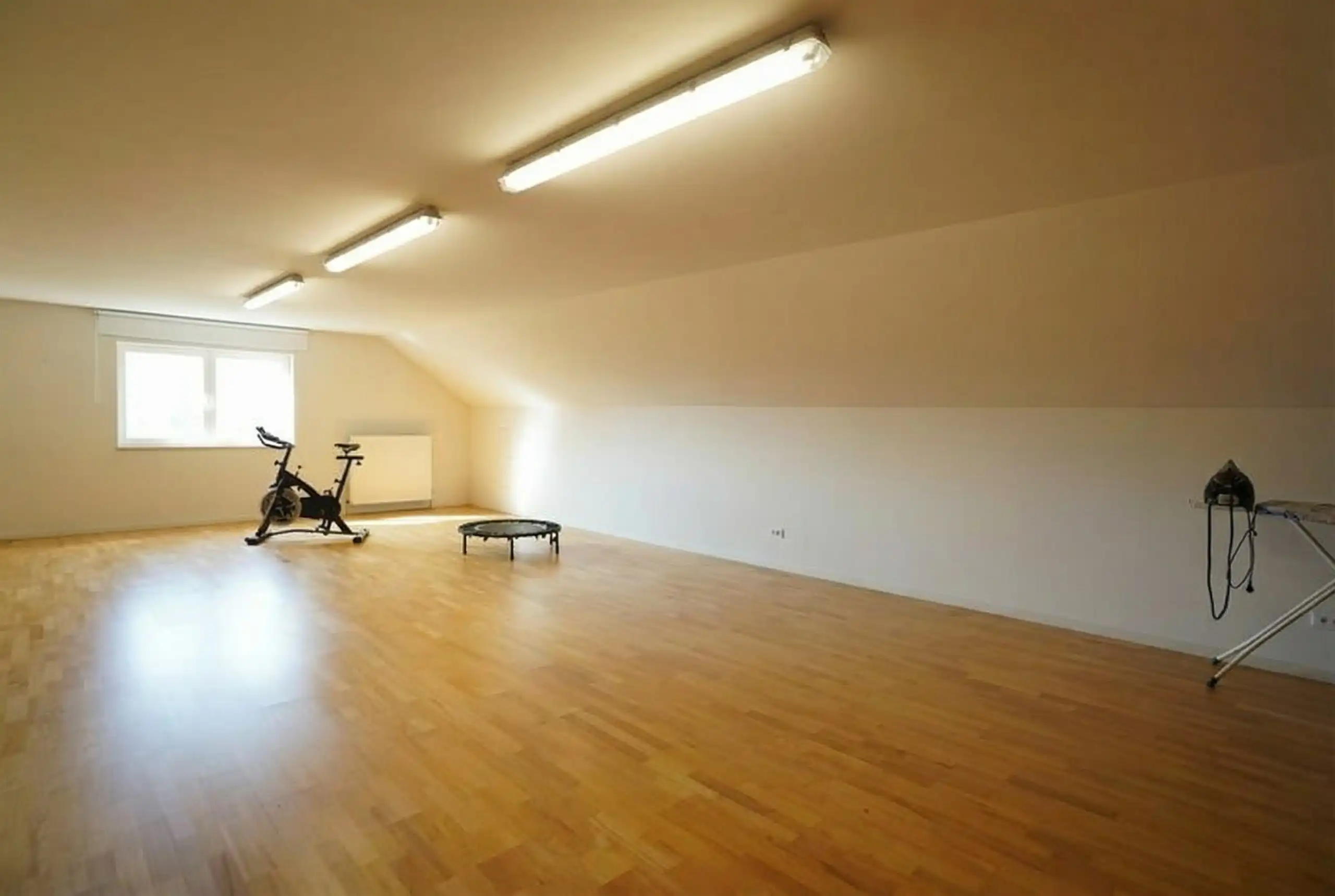 Droomvilla met zwembad op 1391 m² - 4 slaapkamers en bureel foto 23