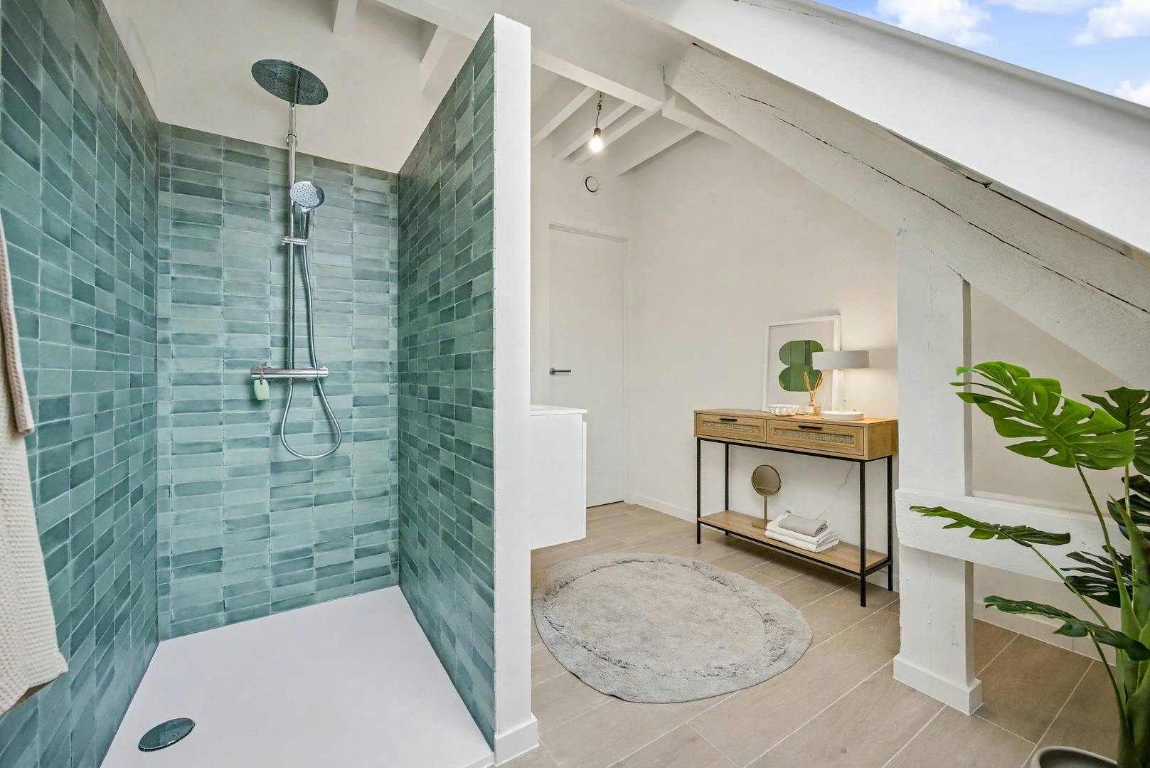 Unieke woning met 3 slaapkamers te Hasselt foto 9