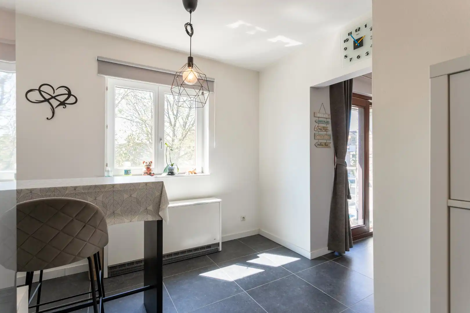 Instapklaar duplex app. 2 slpk met terras en parkeerplaats  foto 8