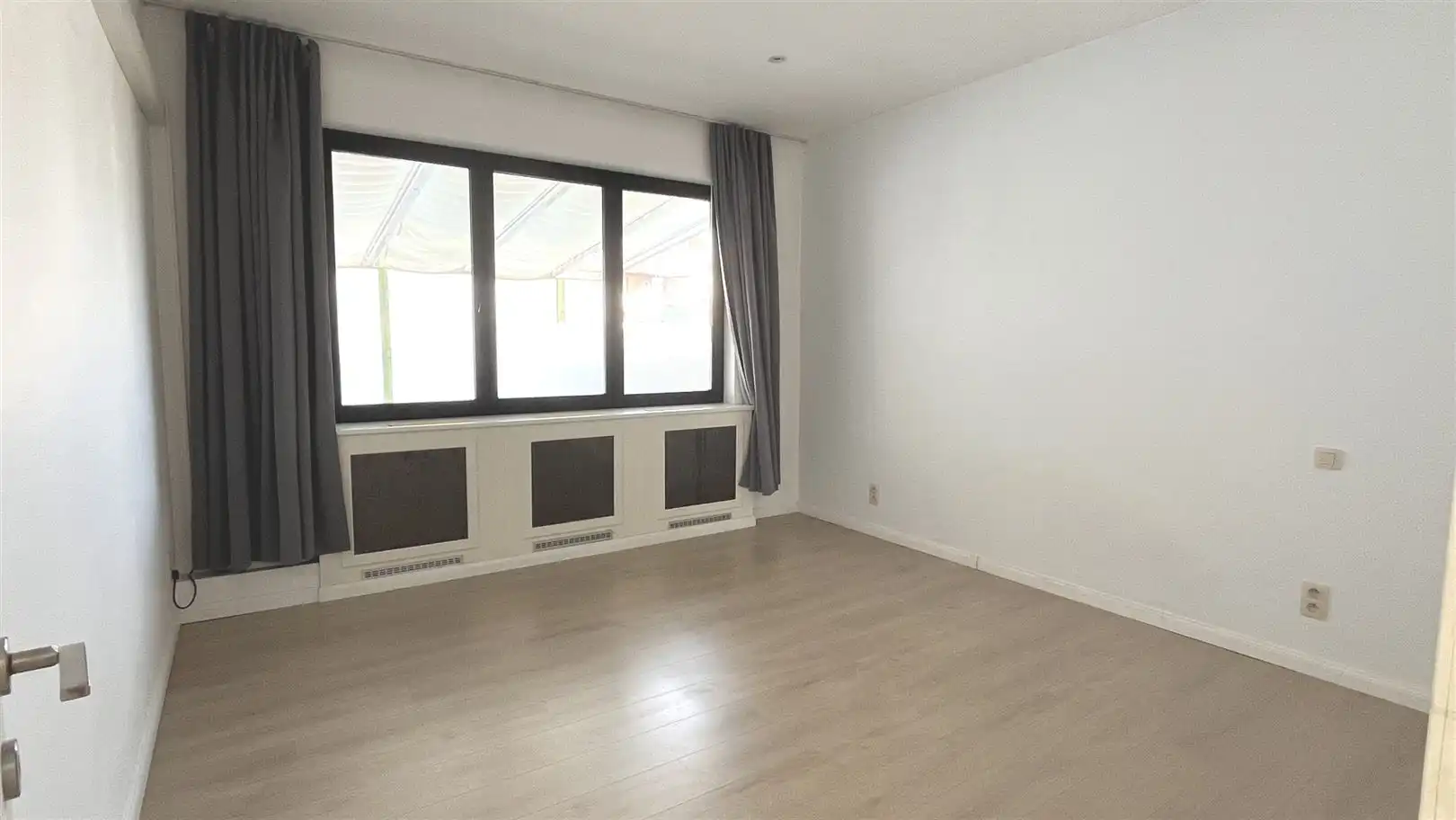 Ruim 2-slaapkamer appartement met gigantisch terras (40m²)! foto 7