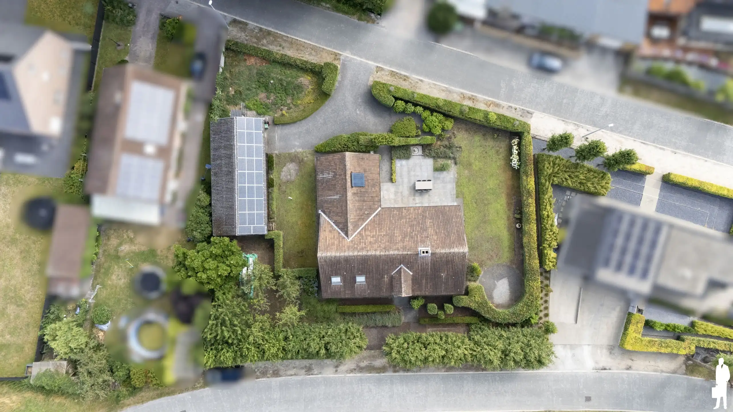 Ruime woning met 5 slpk. op ca. 16 are; uniek, groen gelegen foto 30