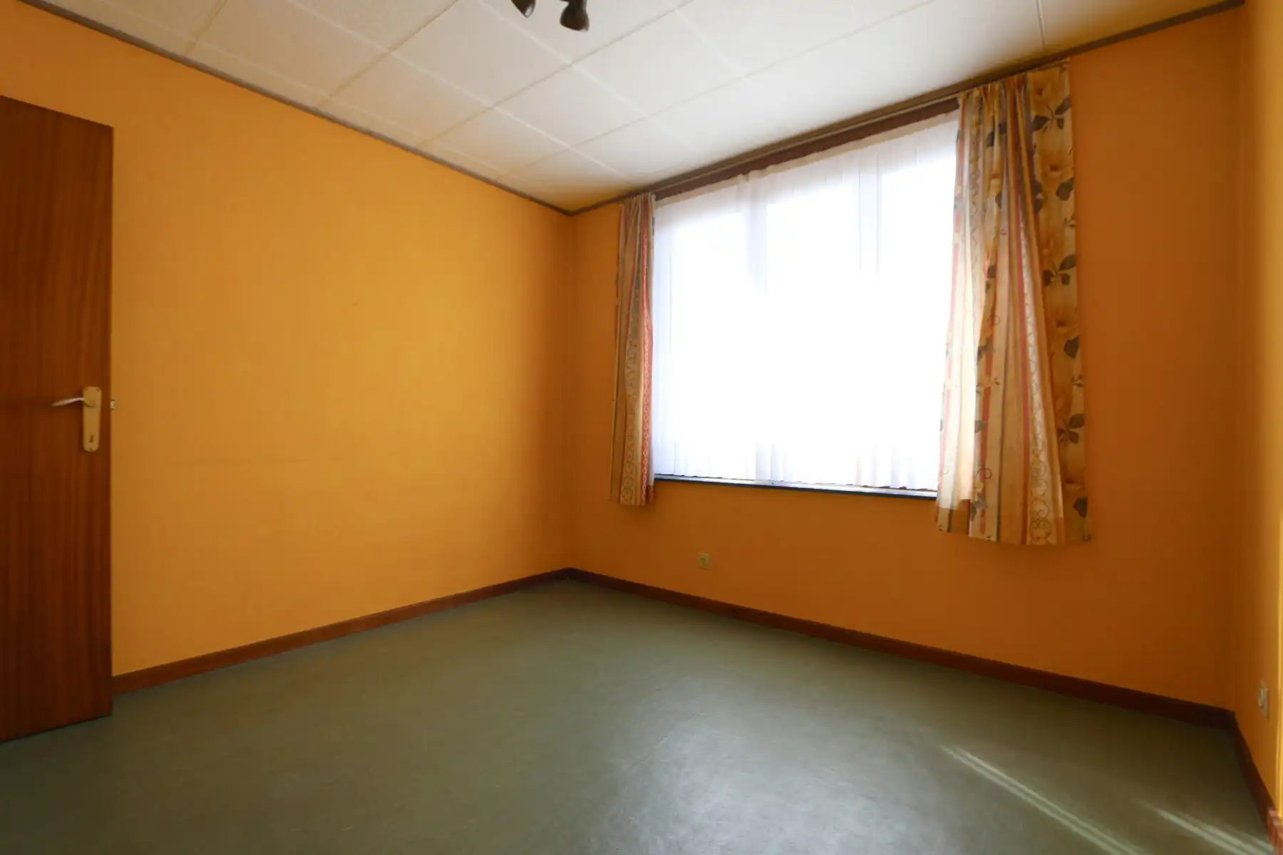 DUBBELE WOONST - 6 SLK - TUIN - TERASSEN - PARKING - RUSTIG foto 15