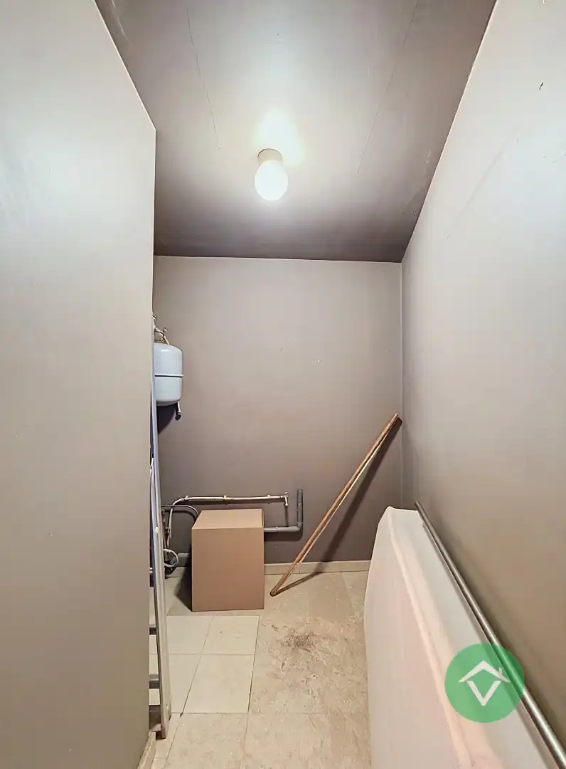 Instapklaar appartement met 2 slaapkamers te Izegem  foto 9