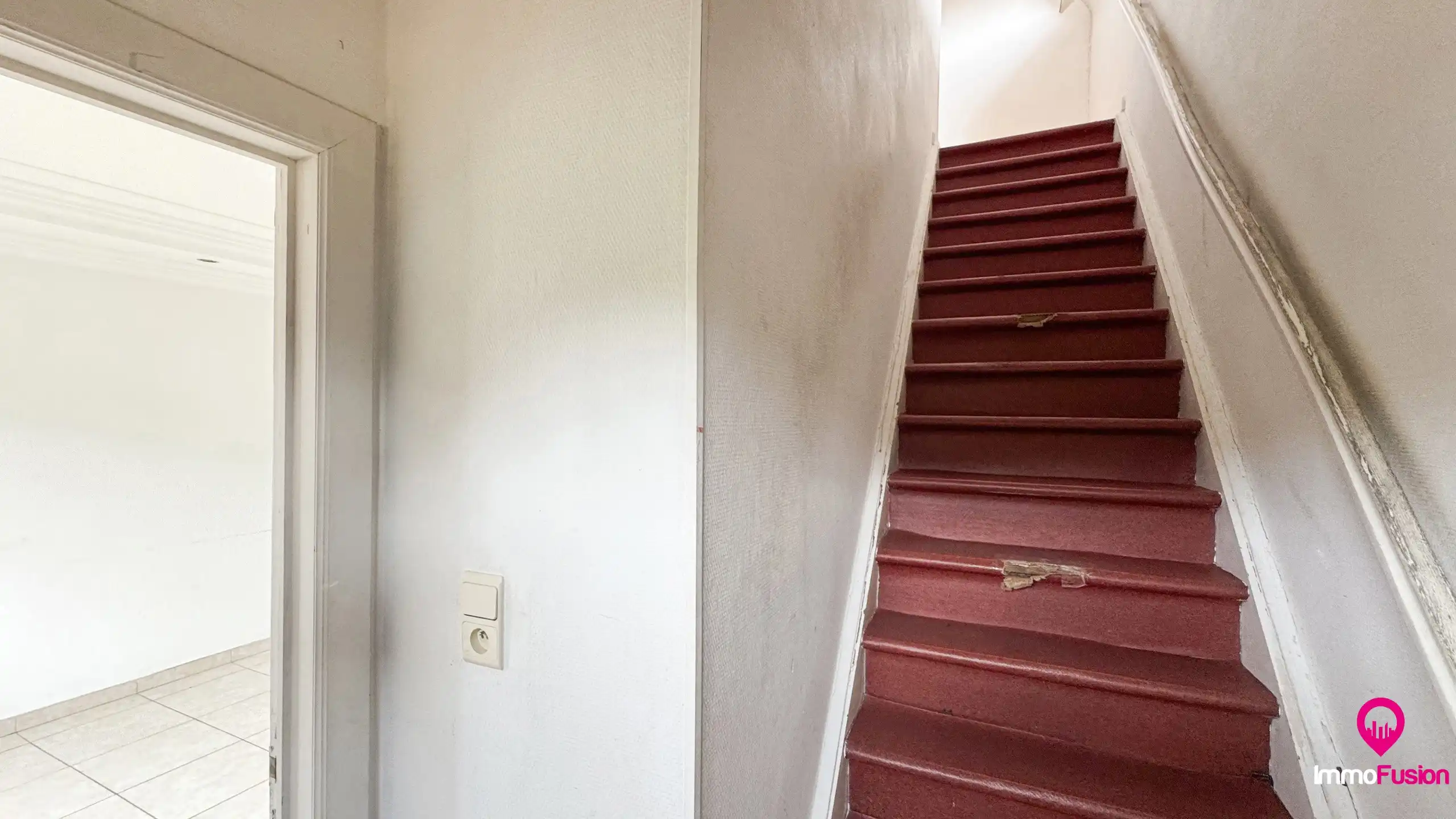 Te renoveren woning op groot perceel te Heusden-Zolder! foto 11