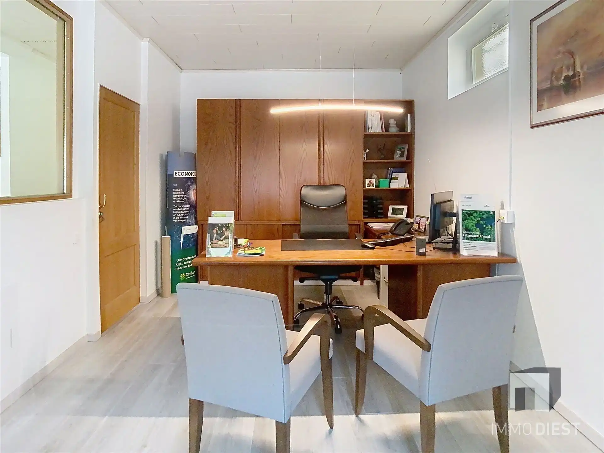 Gelijkvloers kantoorpand op strategische ligging  foto 23