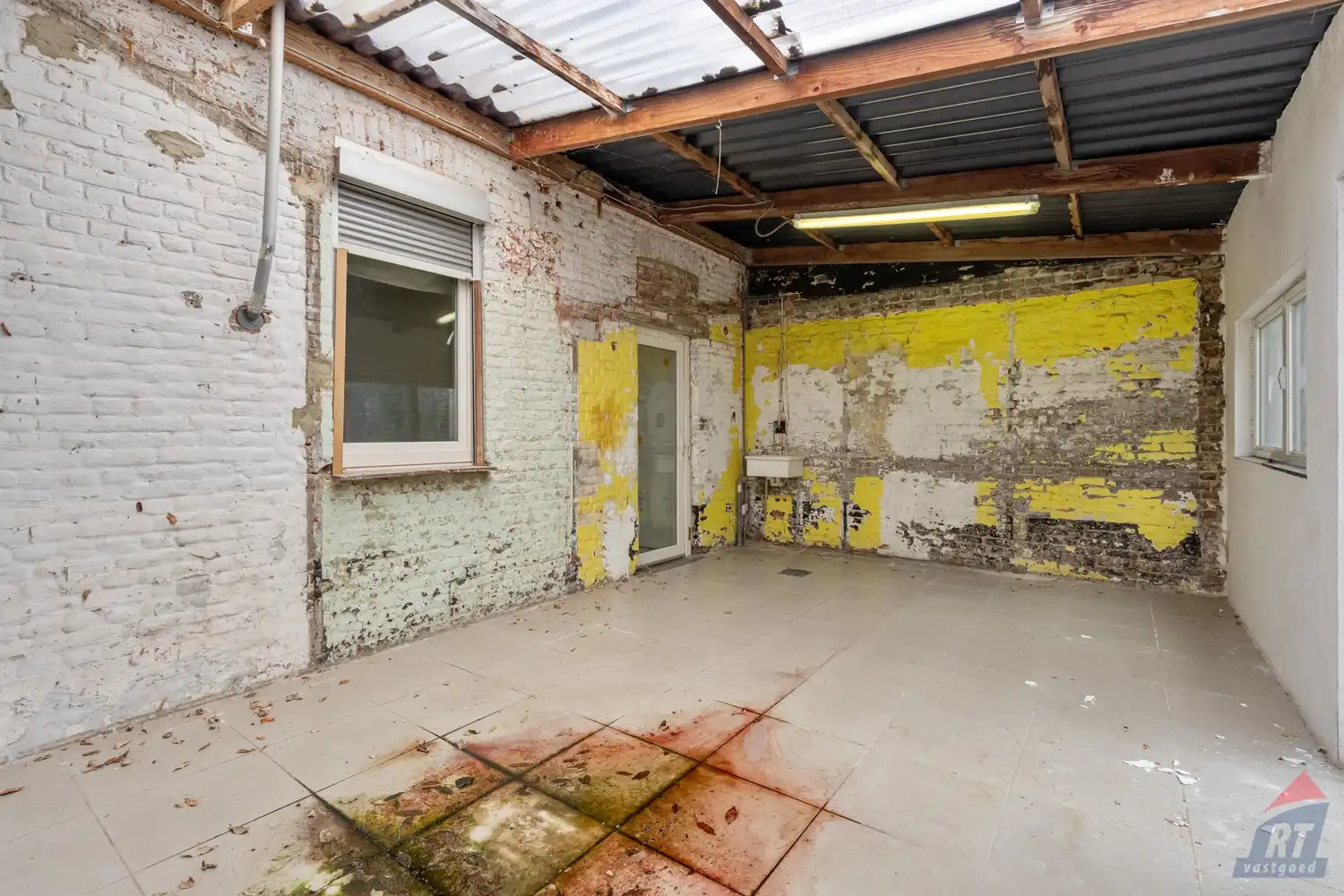 Interessant renovatieproject met veel potentieel, vlak bij het centrum en station van Landen foto 10