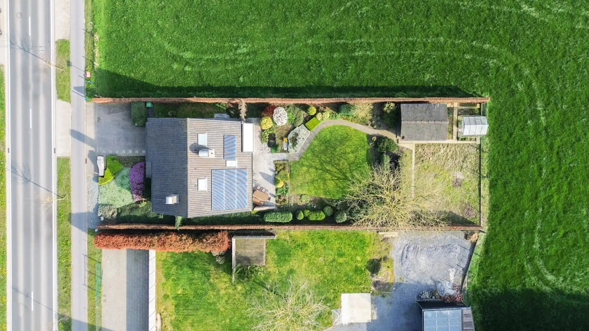 Villa op groot perceel met open zicht: 4 slaapkamers, 2 badkamers, grote tuin, topper te Torhout! foto 37