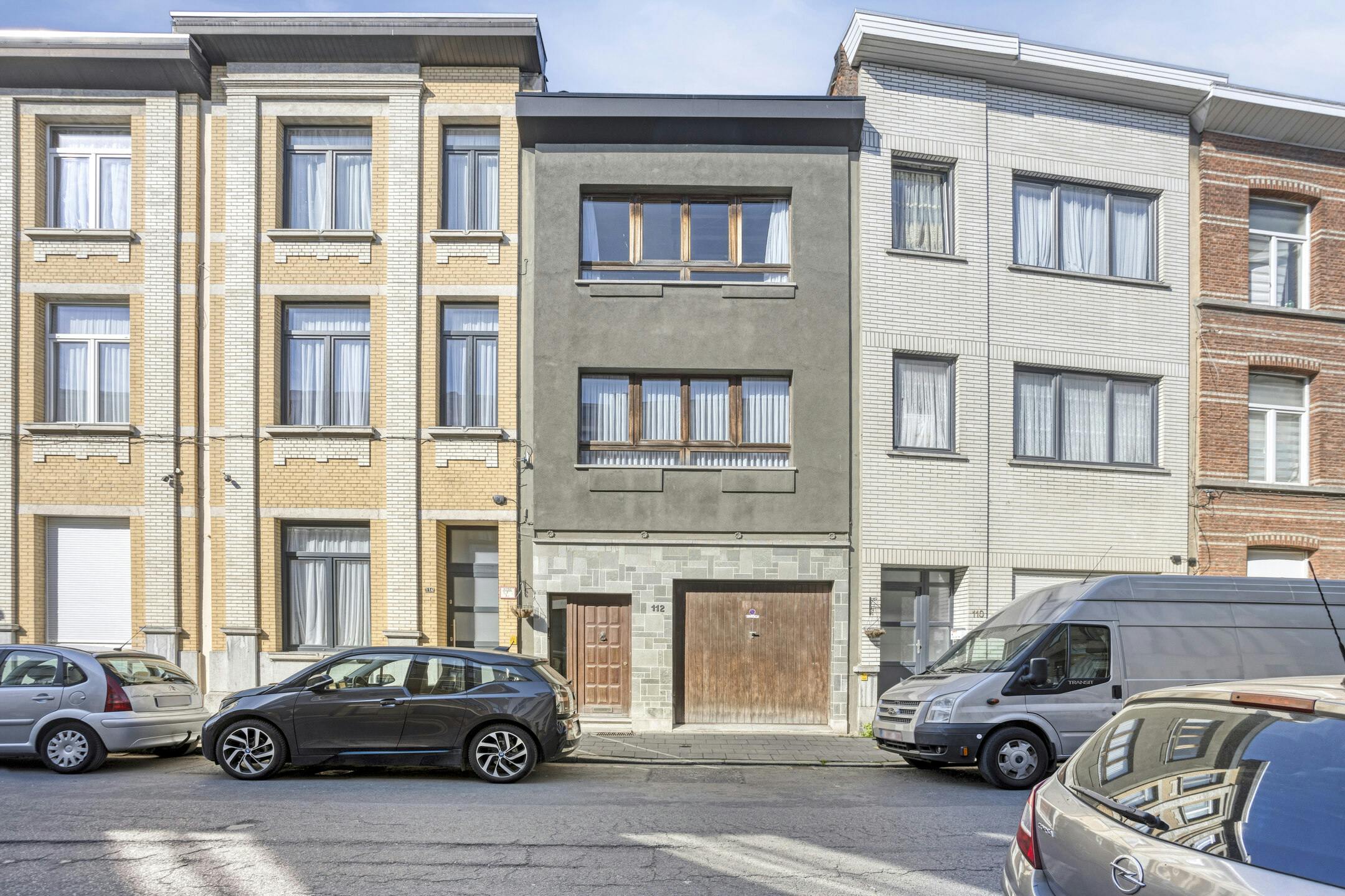 Huis met 4 slaapkamers en magazijn te koop in Borgerhout foto 27