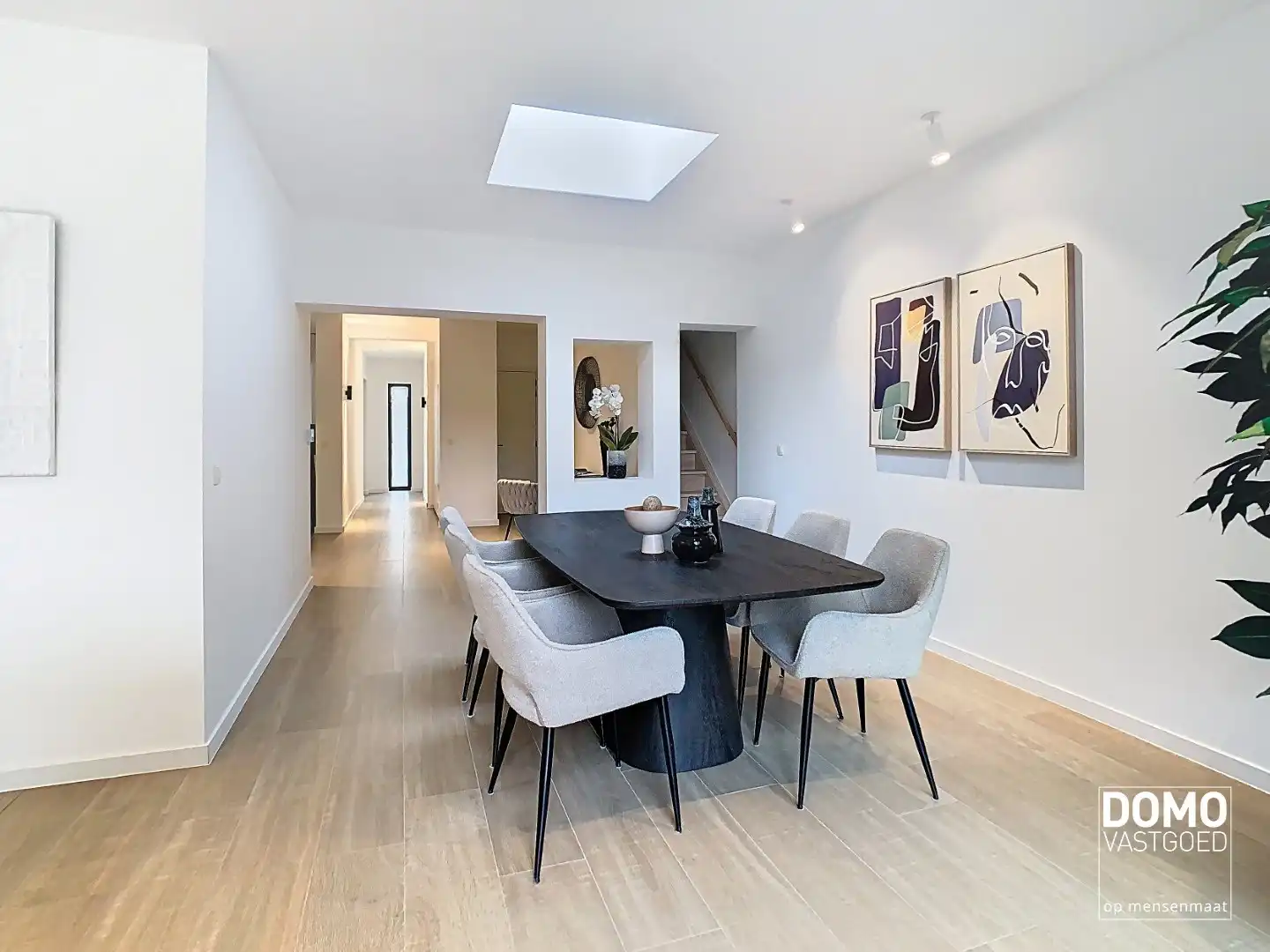 TOTAAL gerenoveerde woning in het centrum van Kermt - Verkoop onder registratierechten!!! foto 8