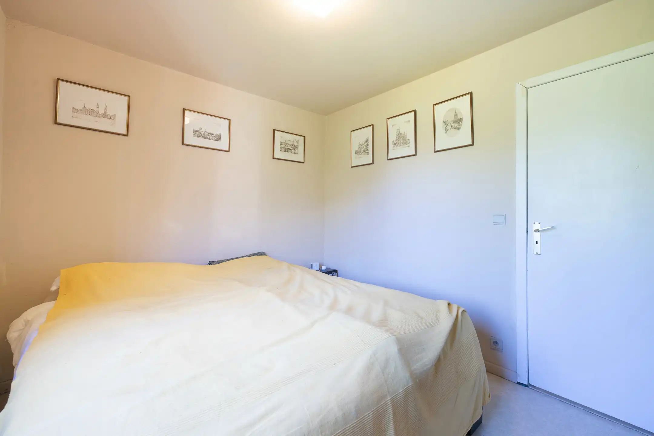 Mooi huis met 3 slaapkamers + kantoor foto 16