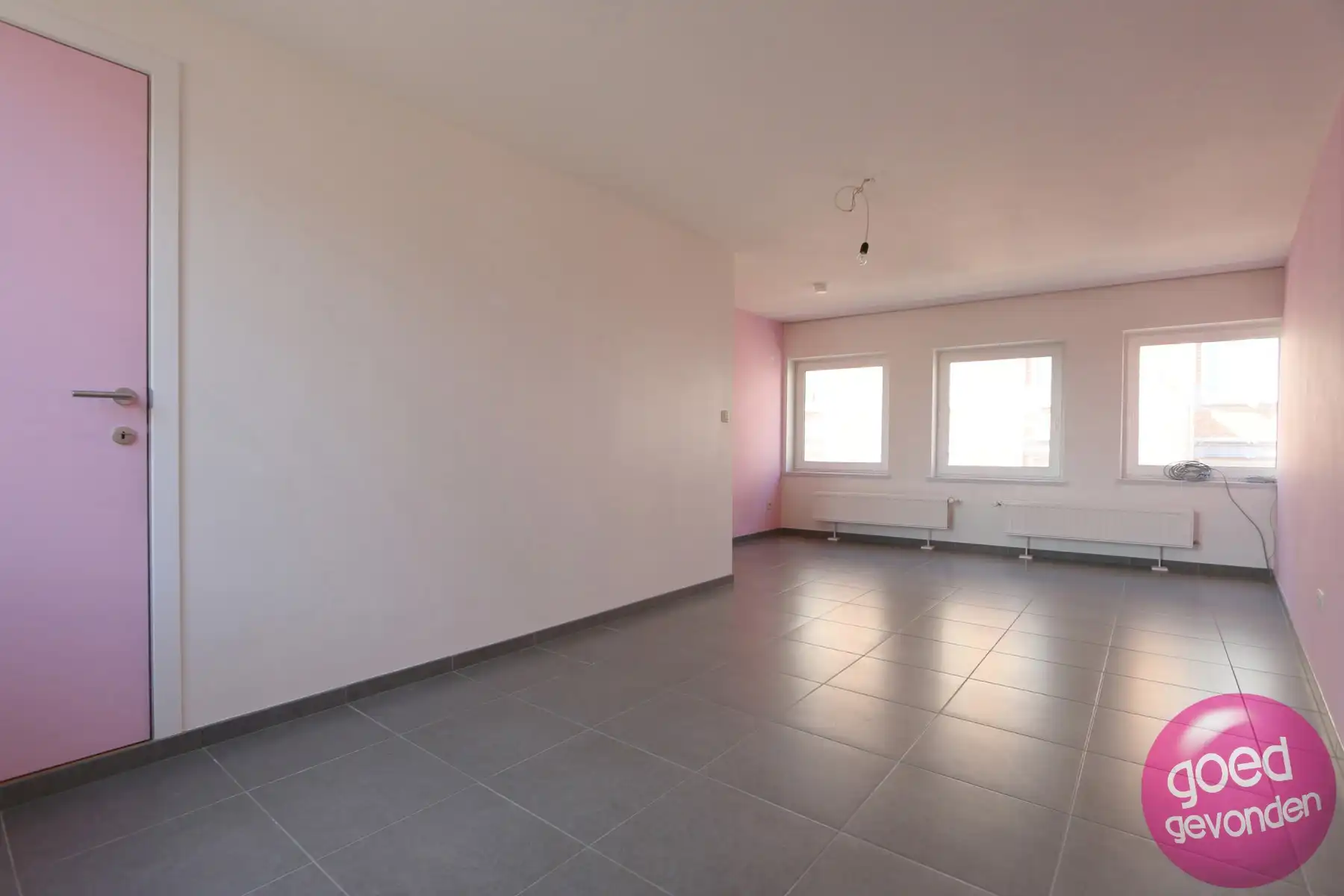 HANDELSHUIS - VEEL PASSAGE - INSTAPKLAAR - 2 à 3 SLK - KOER foto 22