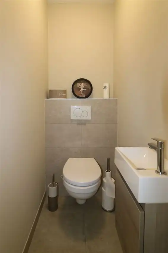 Gelijkvloers appartement met zuidgericht terras en tuintje, autostaanplaats foto 21