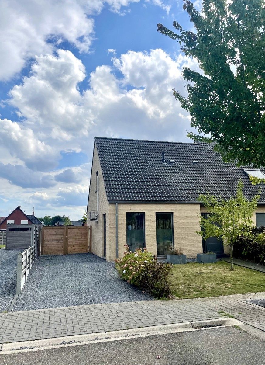 Huis te huur foto {{pictureIndex}}