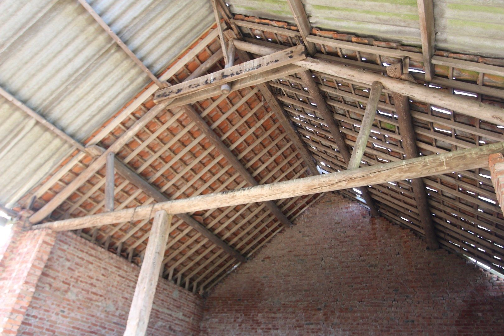 Landelijk gelegen hoeve op 40 are - Te renoveren - met goedgekeurde vergunning foto 13