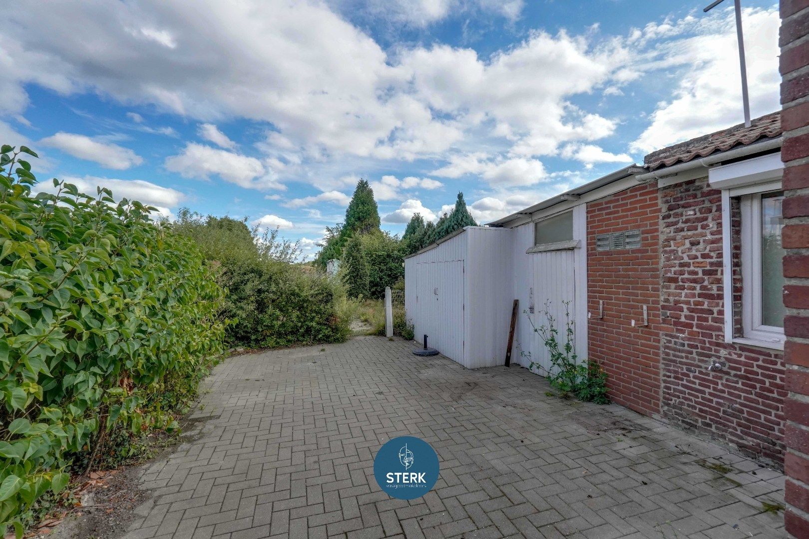 TE VERNIEUWEN WONING OP EEN PERCEEL VAN CIRCA 19 ARE TE LANAKEN !  foto 19