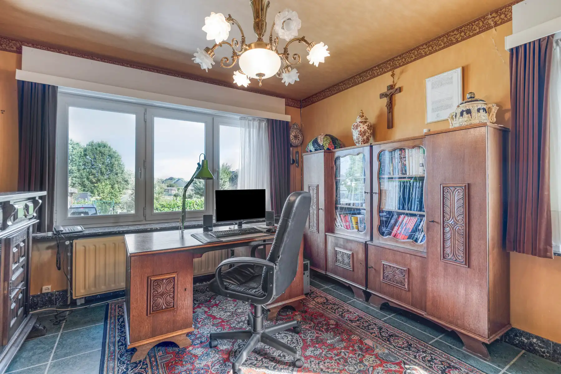 Te renoveren villa met prachtig uitzicht! foto 10