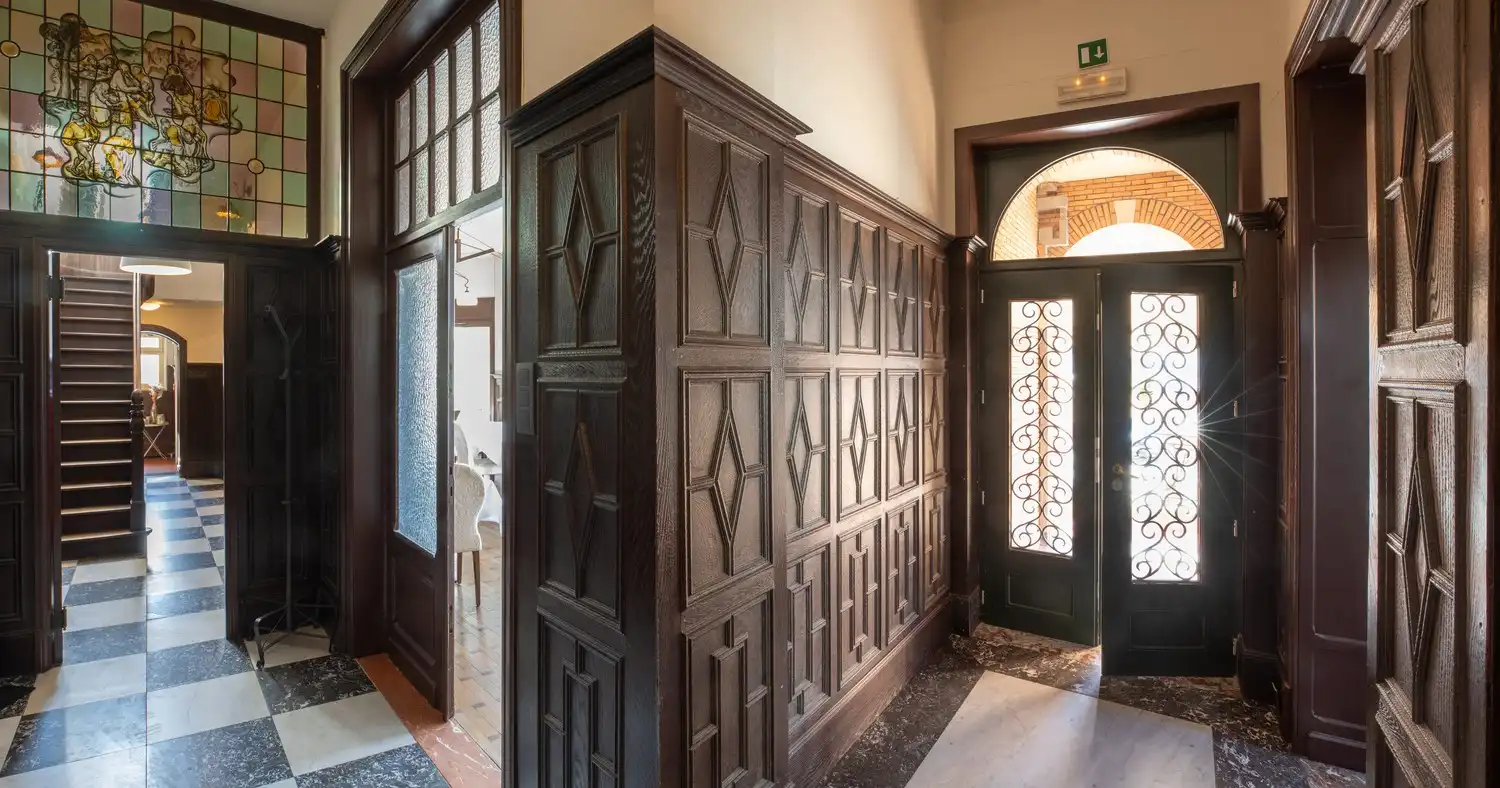 Villa Saporis – Iconisch herenhuis met uitzonderlijke uitstraling in hartje Hasselt foto 12