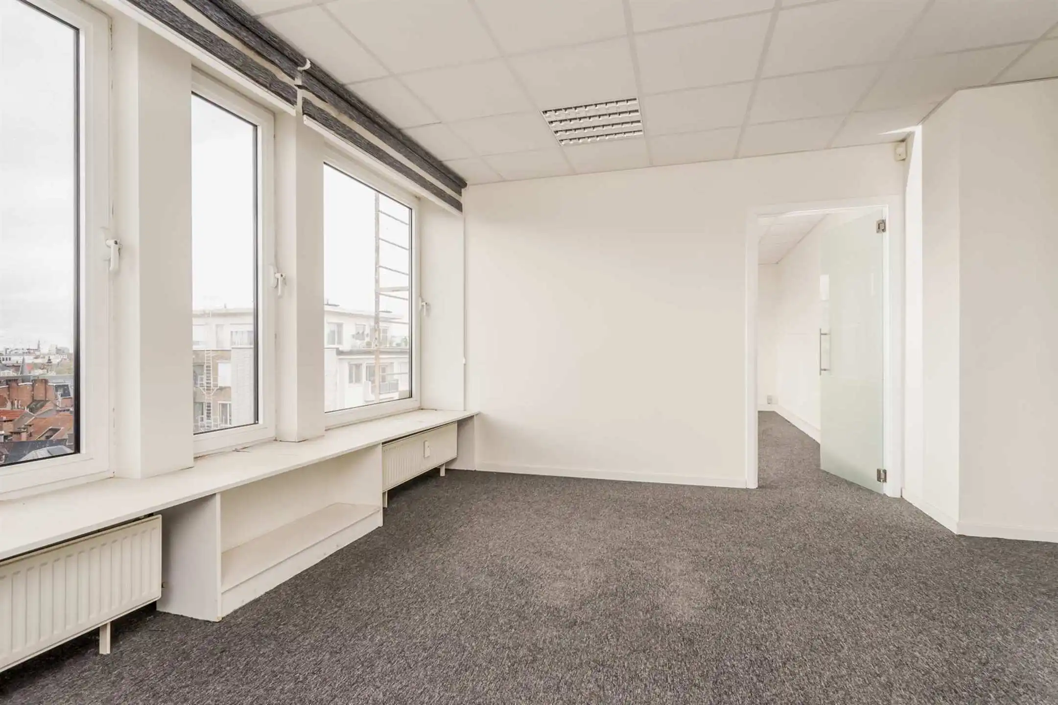 Ruim kantoor met 5 units nabij Centraal Station foto 9