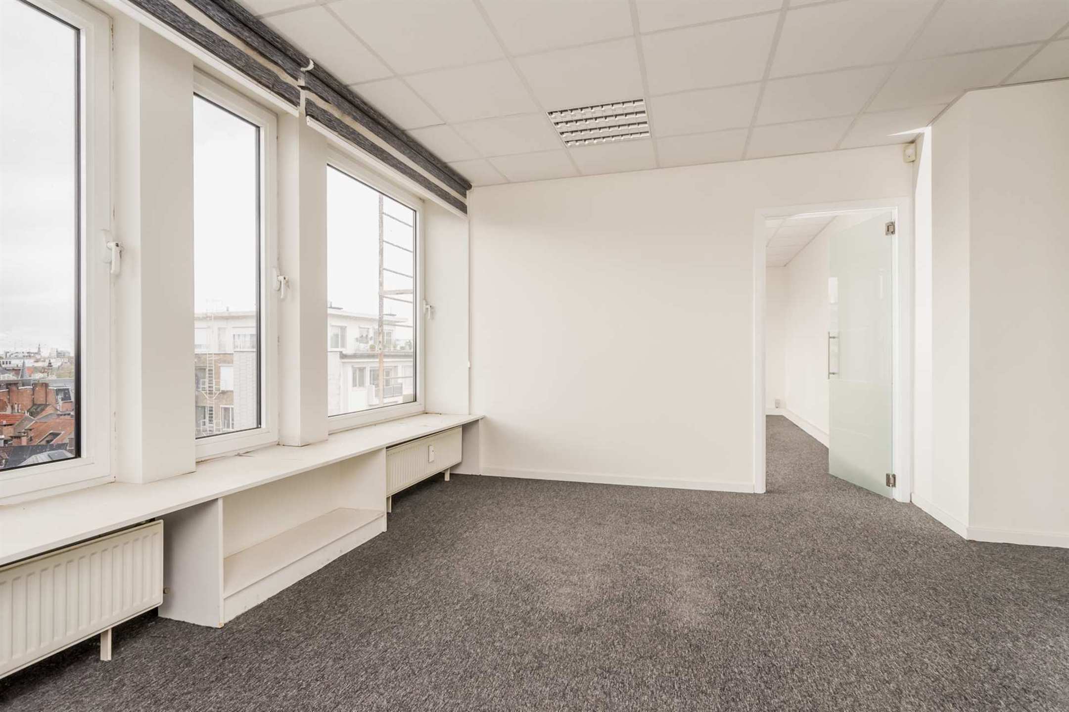 Ruim kantoor met 5 units nabij Centraal Station foto 9