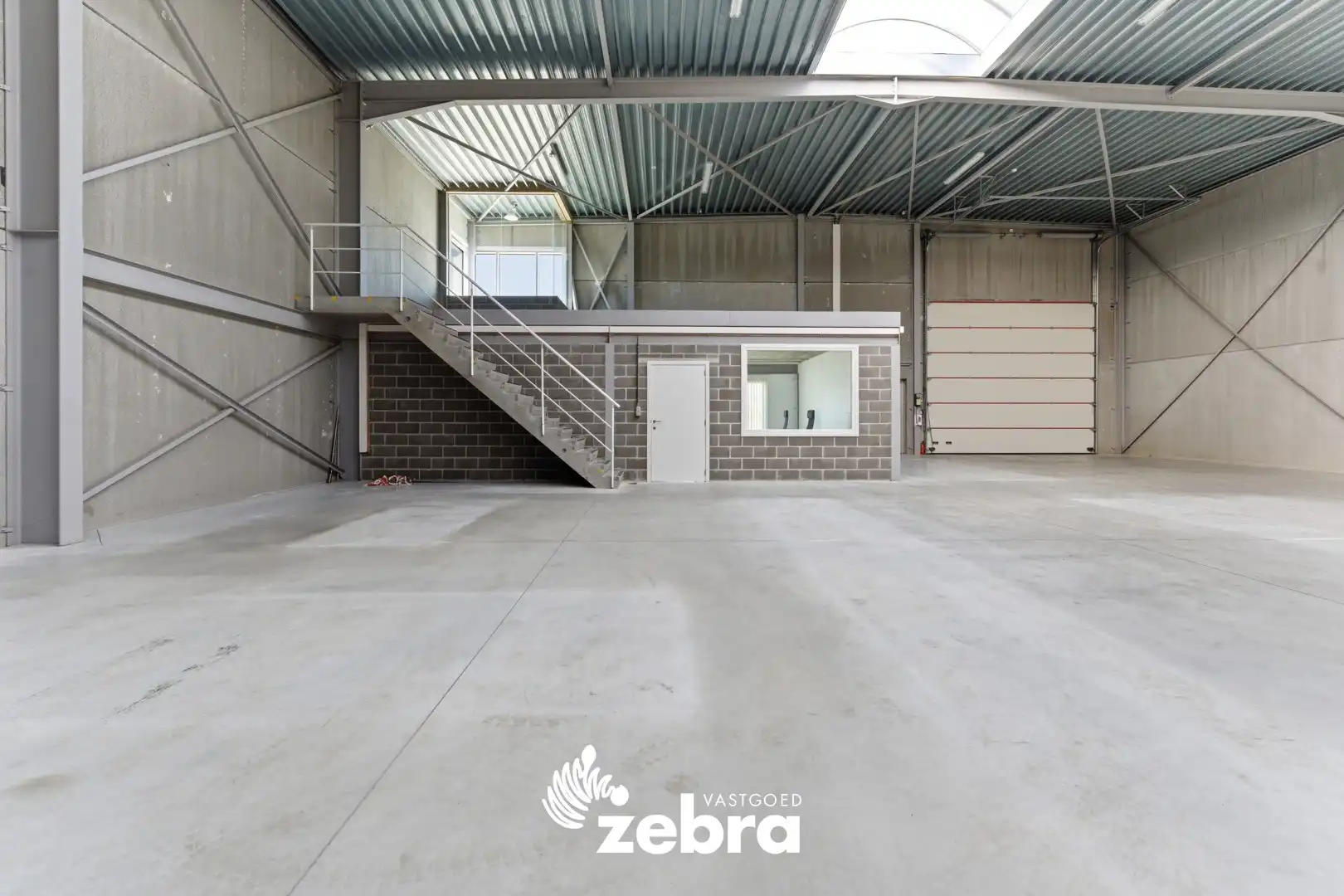 Recent bedrijfsgebouw op gunstige ligging te Roeselare! foto 10