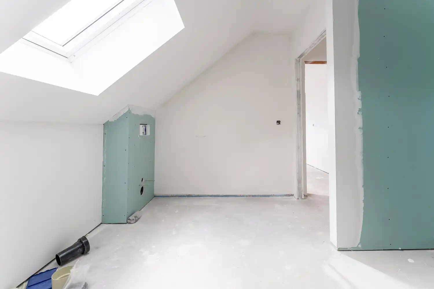 Charmante halfopen woning te koop in Leopoldsburg - 3 slaapkamers, 1 badkamer, ruime keuken en 2 toiletten op 279 m², volledig gerenoveerd in 2026! foto 22
