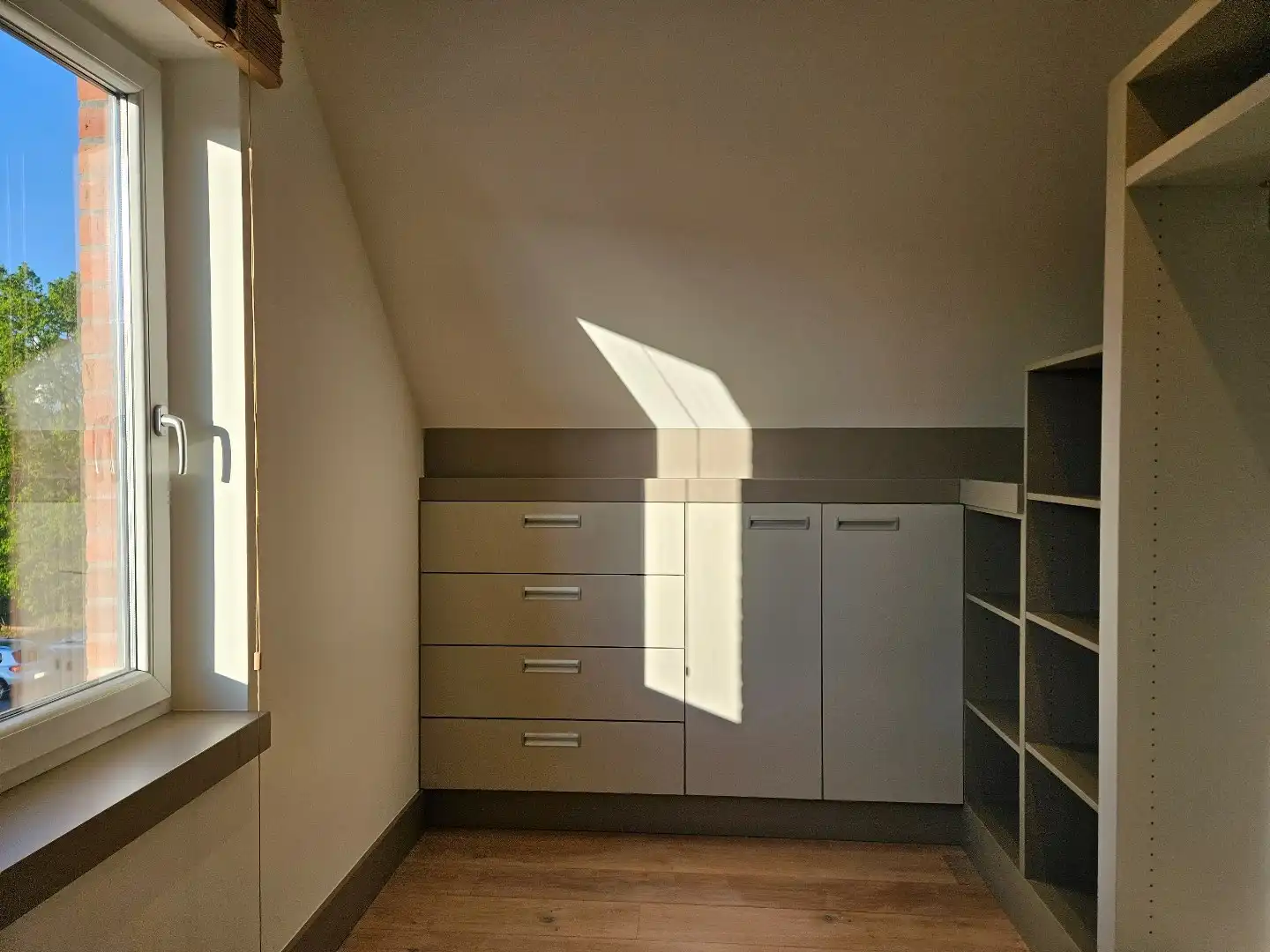 Duplexappartement met 2 slaapkamers en ruim terras in Geel-Punt! foto 17