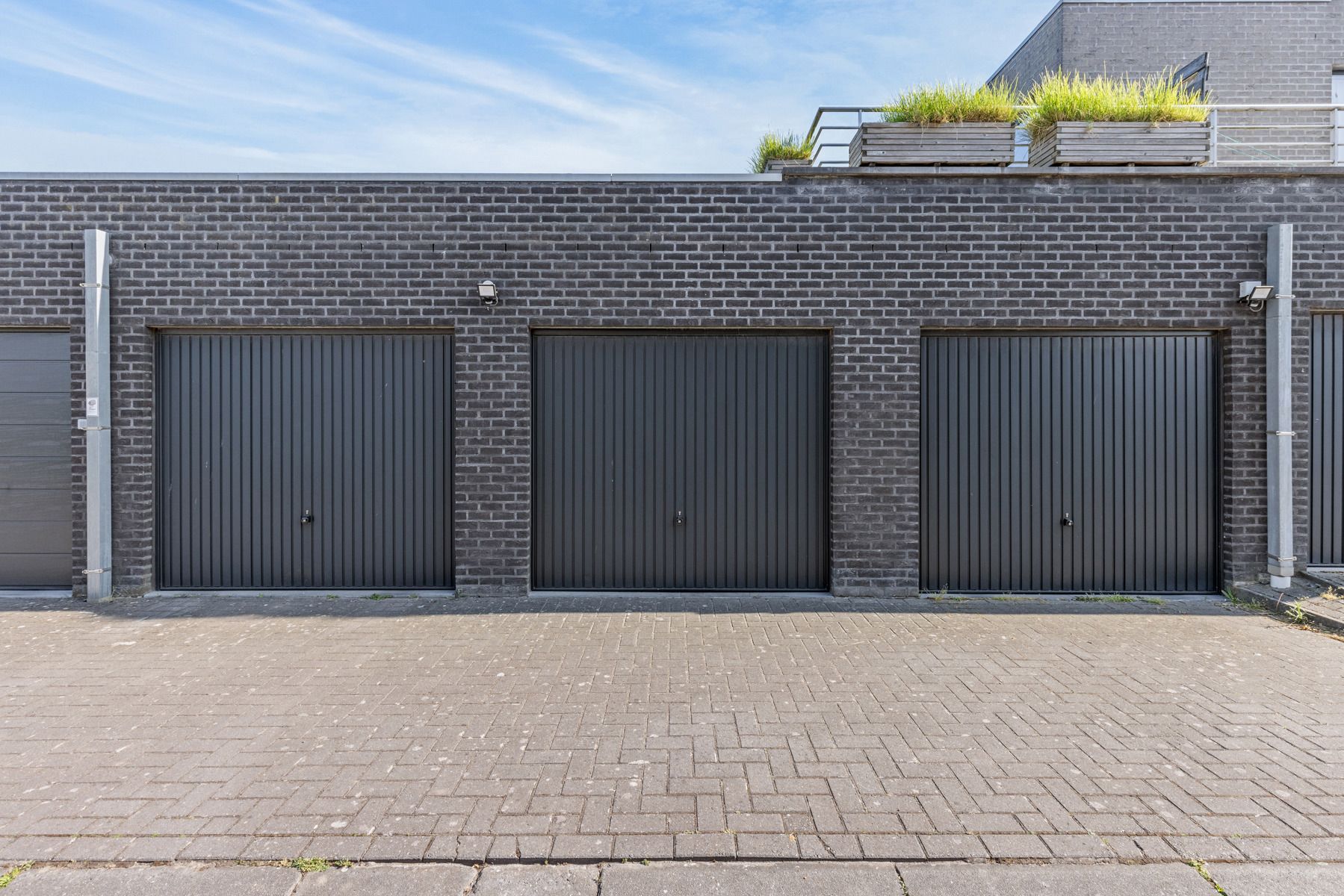 Instapklare gezinswoning met tuin en 4 slpks foto 23