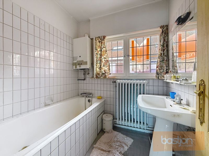 Ruime woning in rustige omgeving te Marke! foto 18