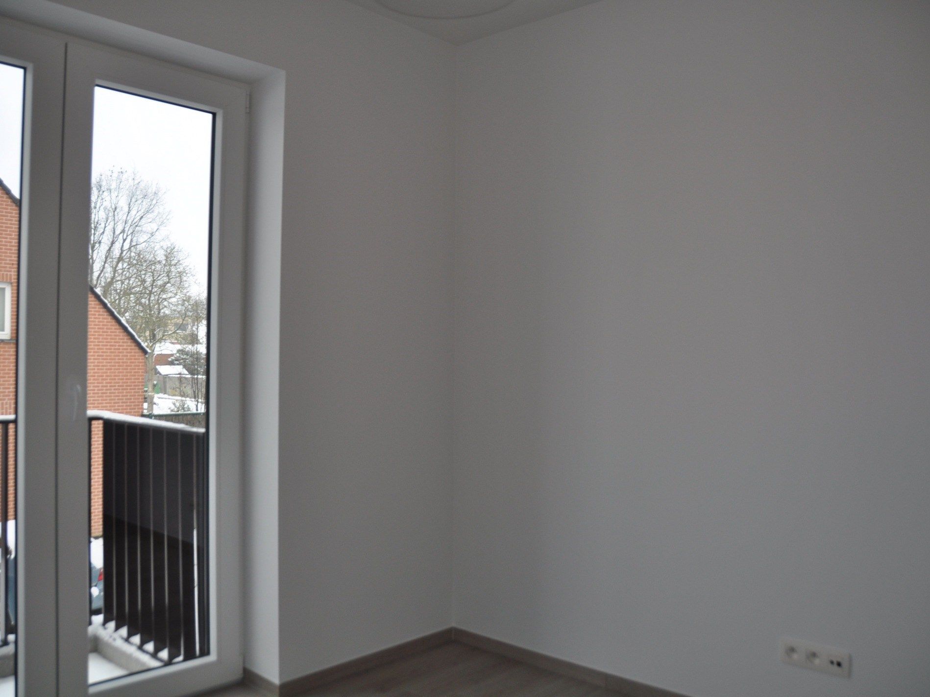 Recent appartement met twee slaapkamers, ruim terras en berging. foto 9