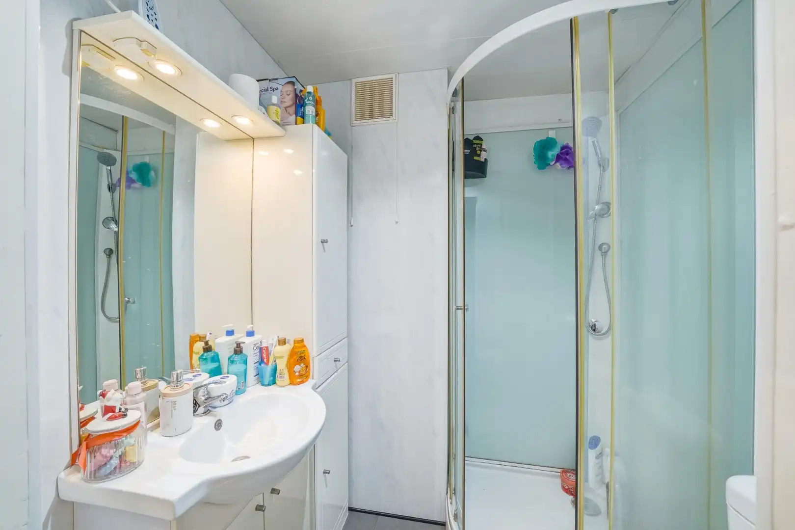 Opbrengsteigendom met 4 (vergunde) appartementen en garage te Bredene - Rendement 6,12% foto 16