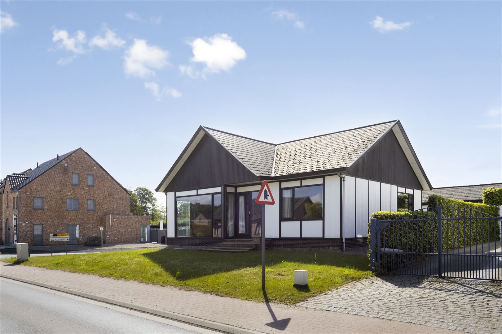 Hoofdfoto van de publicatie: TE KOOP: Gelijkvloerse woning te Heusden-Zolder! 