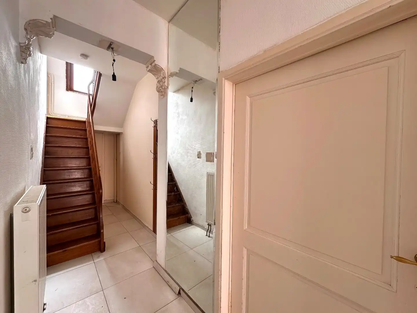 Charmante en ruime woning met 4 slaapkamers en veel potentieel in het hart van Tongeren foto 2