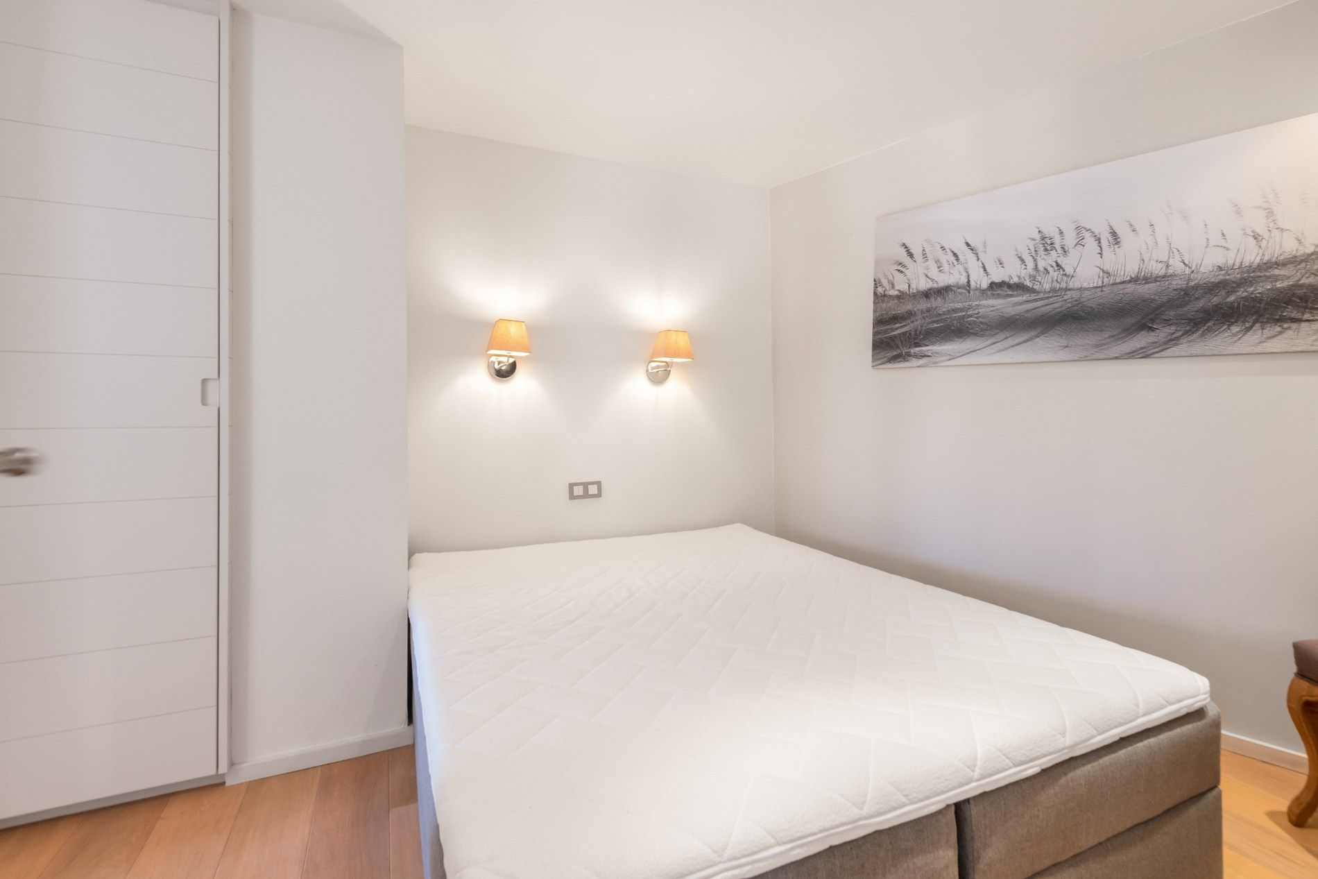 Aangenaam appartement met zuidgericht terras en open zicht, gelegen in de Kustlaan in het Zoute. foto 12