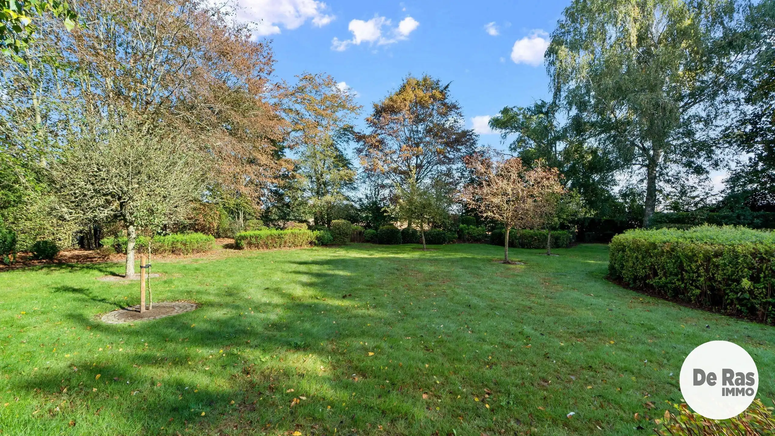 LAARNE - Karaktervolle villa met binnenzwembad op perceel van 42 are foto 30