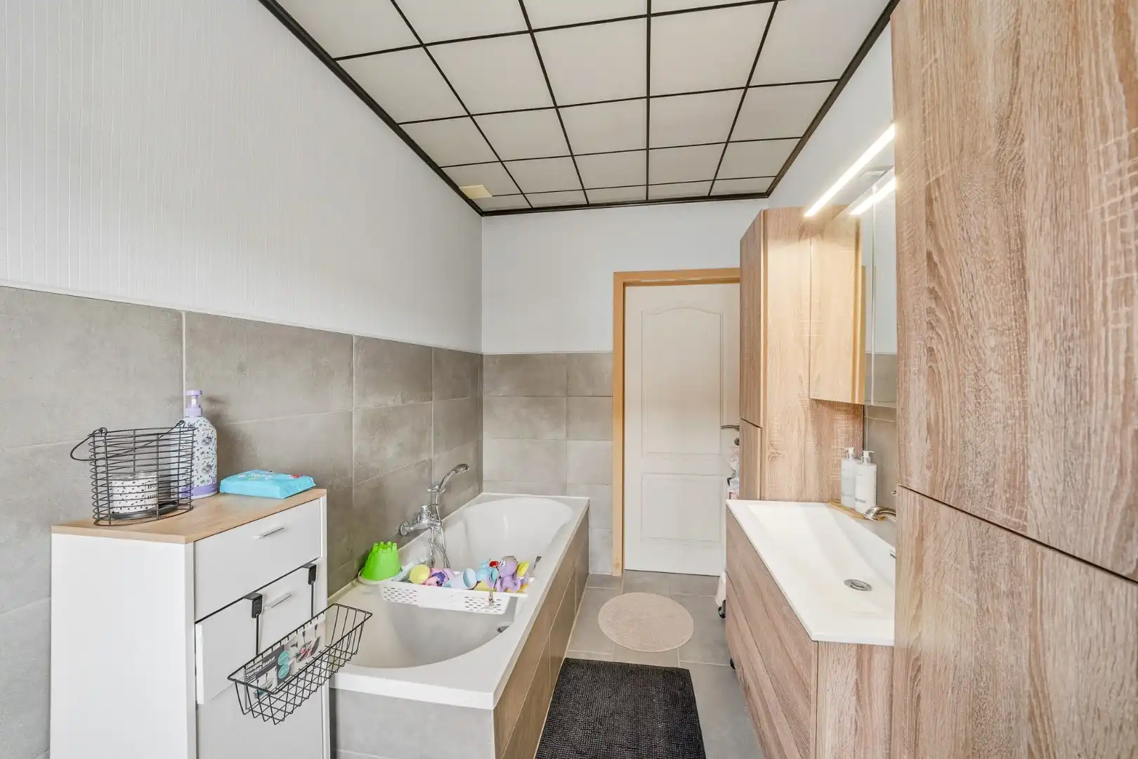 Instapklare woning met 4 slaapkamers te Oostende foto 18