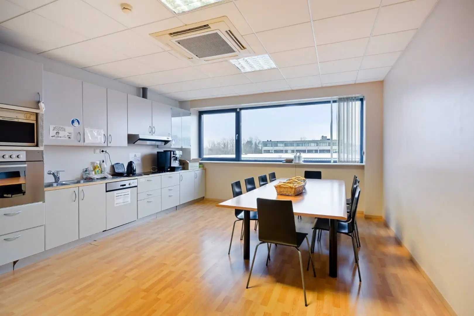 Kantoor te koop in het industriepark te Haasrode/Heverlee met 14 parkings - opp. 626 m² - verkoop van aandelen foto 37