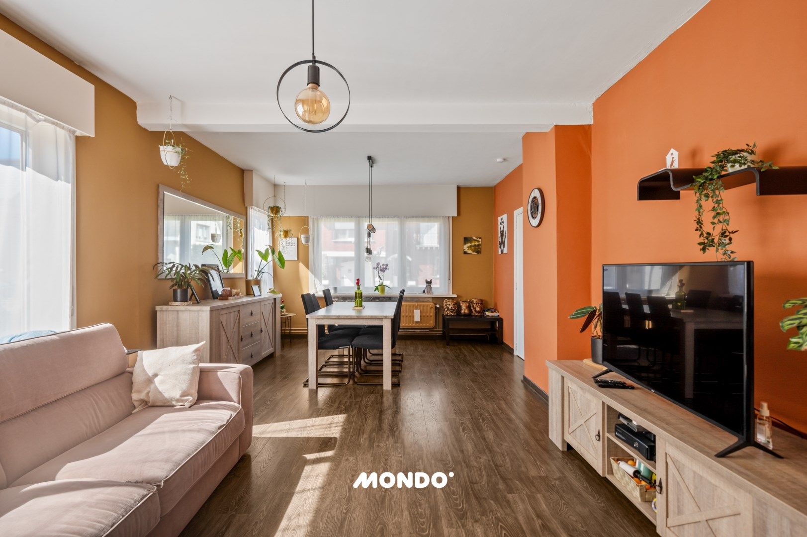 Half open woning met garage! foto 4