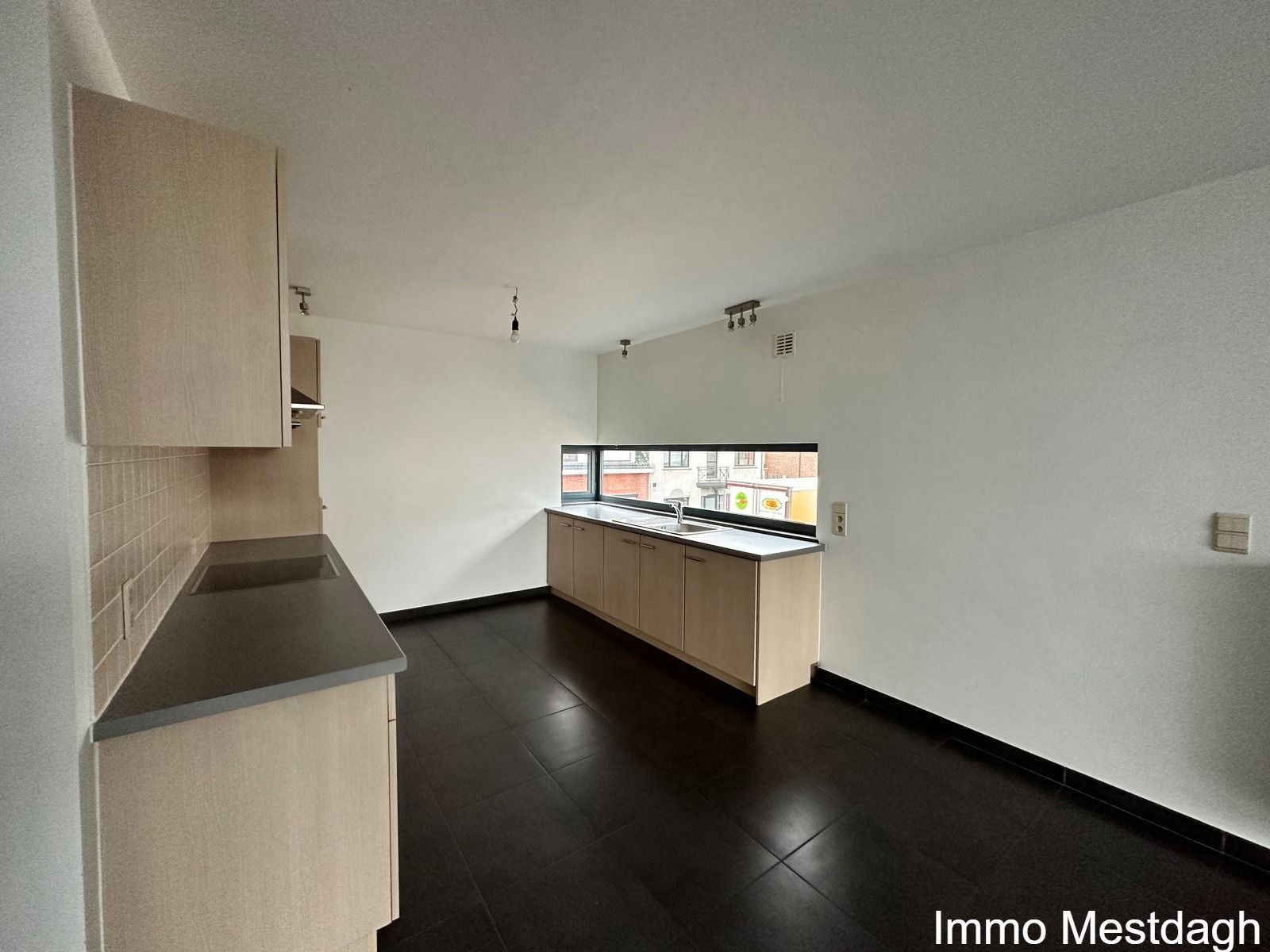 Modern appartement met terras en autostaanplaats, centrum Rummen Geetbets foto 4