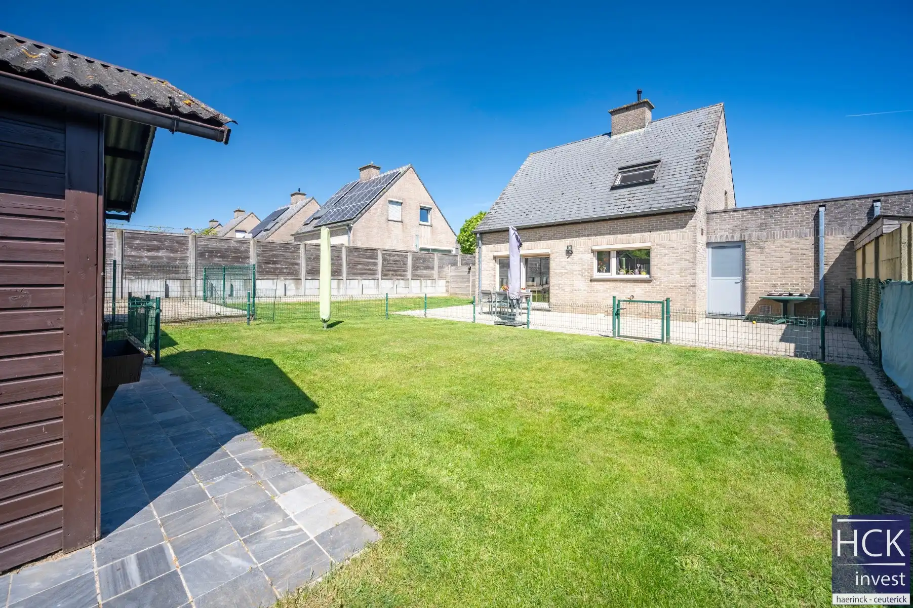 KRUISHOUTEM - Uitermate goed onderhouden woning met 3 SLPK. op toplocatie! foto 14